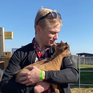 Meet your Posher, River